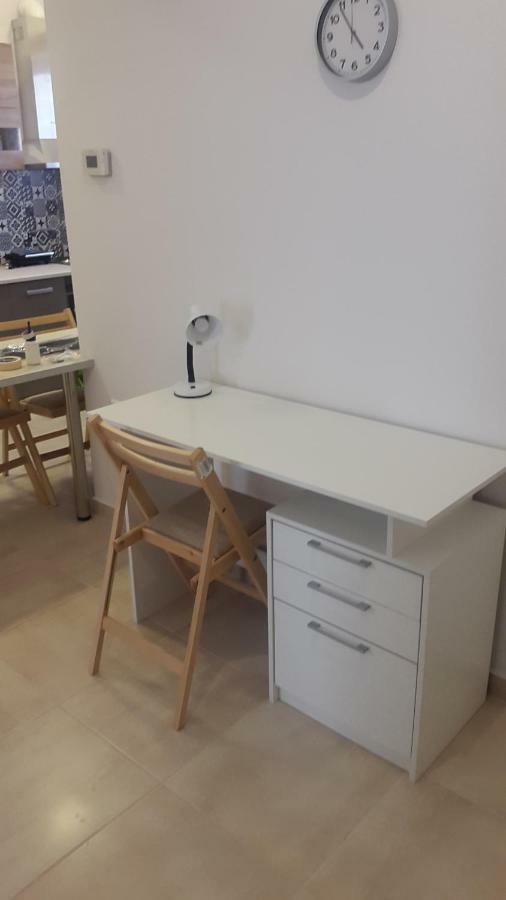26 Prousis Apartment เอเธนส์ ภายนอก รูปภาพ